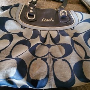 Coach shoulder/crossbody
